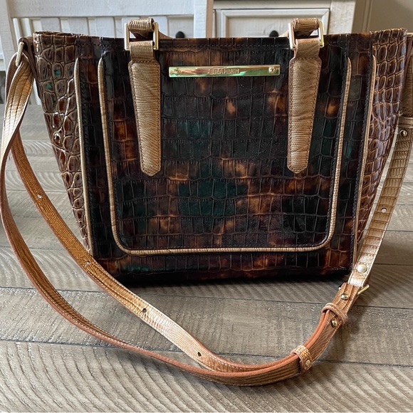 Brahmin Multicolor Crocodile-Embossed Shoulder Bag Excellent Condition - Picture 1 of 9